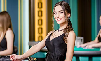 Điện thoại di động hiển thị ứng dụng 777vip với giao diện cá cược thể thao
